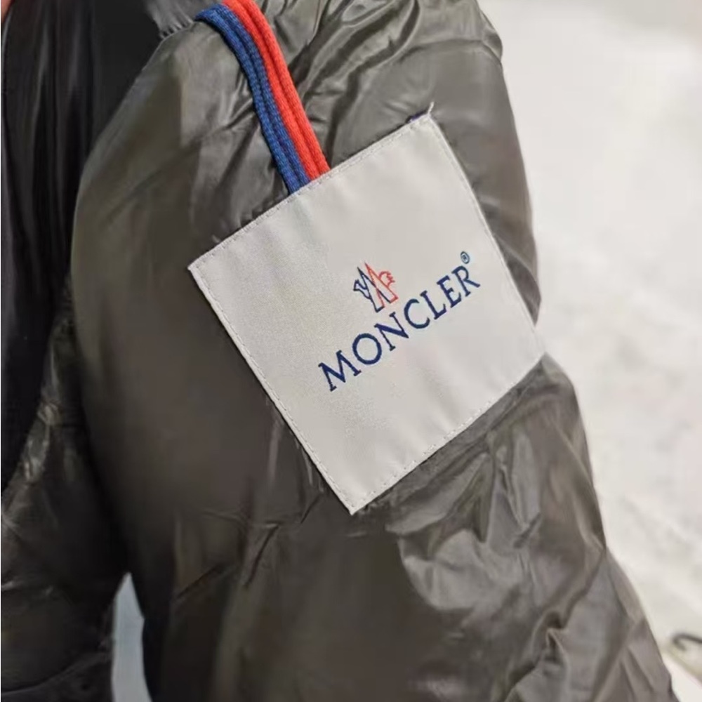 Moncler Black Puffer Vest - Picture 7 of 7